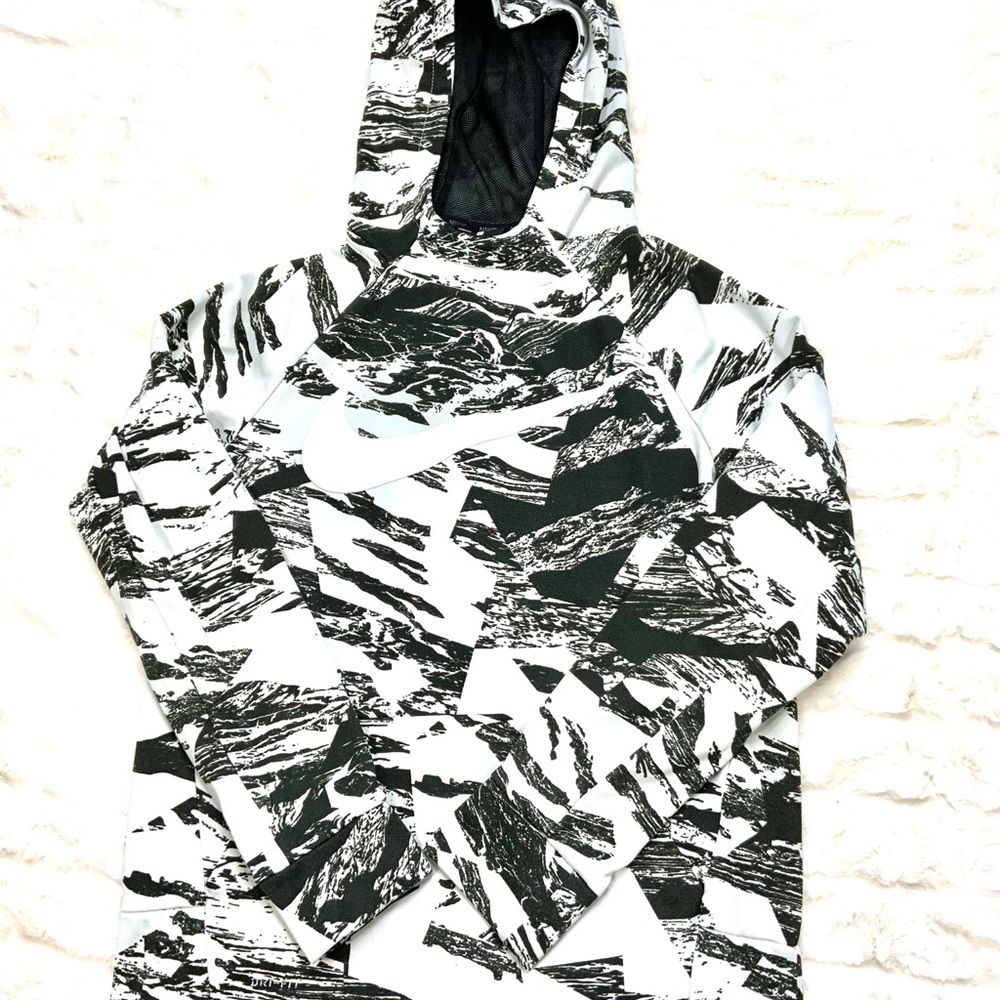 Nike pro white with black hoodie